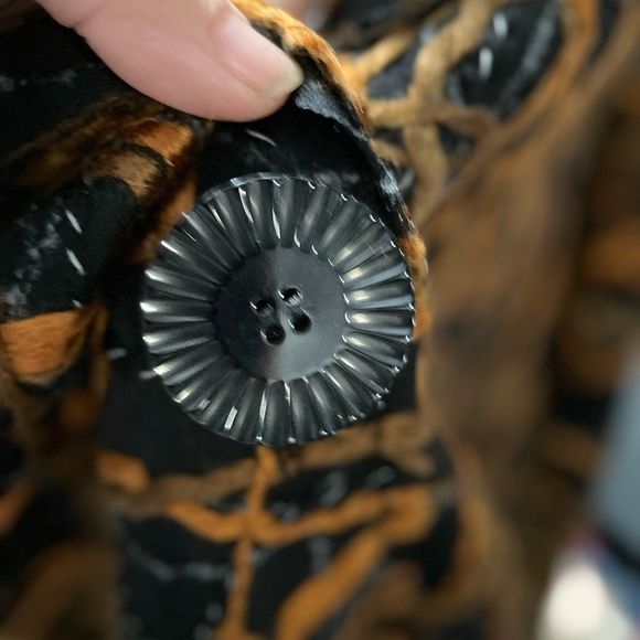 Kathleen Sommers yarn stitched jacket - Picture 3 of 6